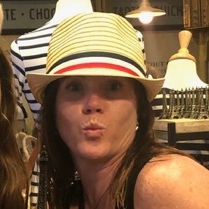 Meet your Posher, Joanna